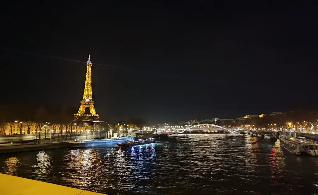 Eiffel Tower at Night in Paris, France - The Gypsy Chiring