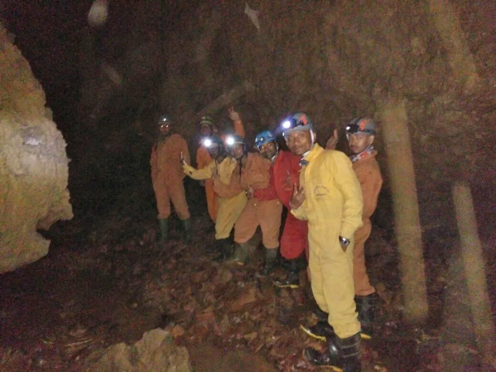 Inside Krem Mawmluh Cave in Meghalaya