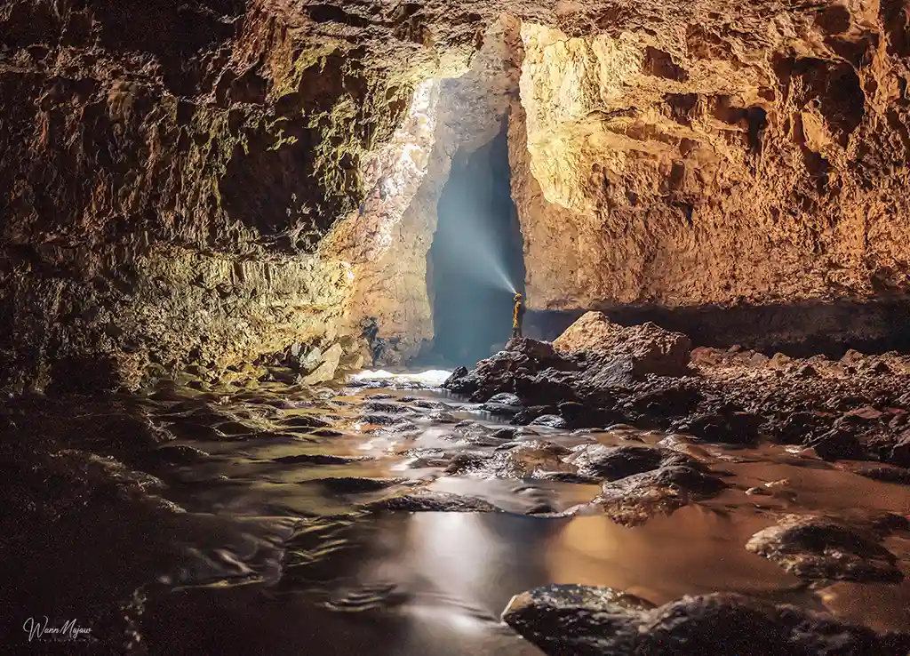 Krem Mawmluh Cave Inside Photo by Wann Majaw